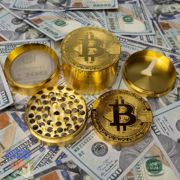 Гріндер з гравіюванням Bitcoin діаметром 63мм 4 частини