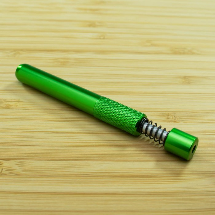Розбірна міні-трубка One Hitter зеленого кольору з пружиною