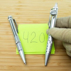 Ручка 2в1 — металева курильна трубка з маскуванням Silver